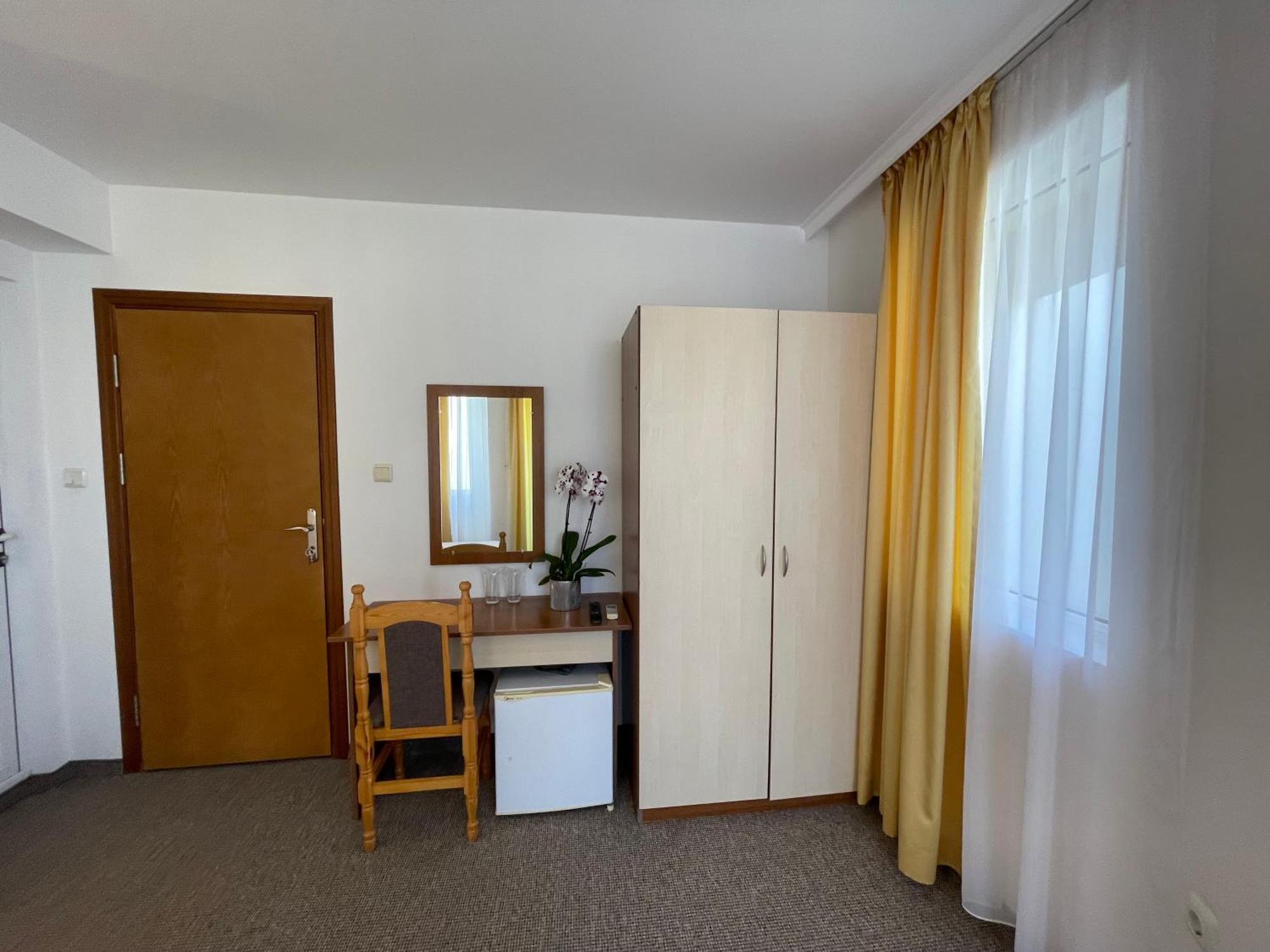 Alatoni Beach Hotel Созополь Экстерьер фото